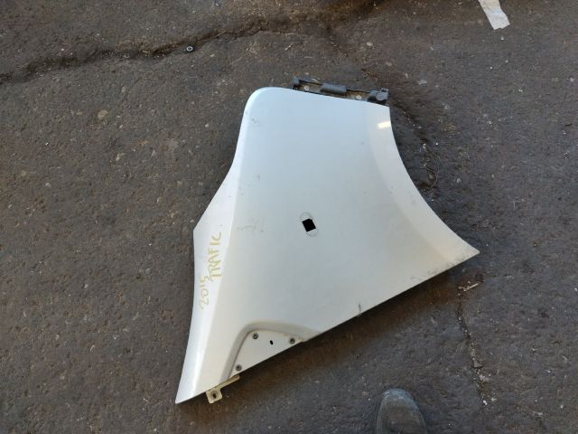 bontott RENAULT TRAFIC Jobb első Sárvédő