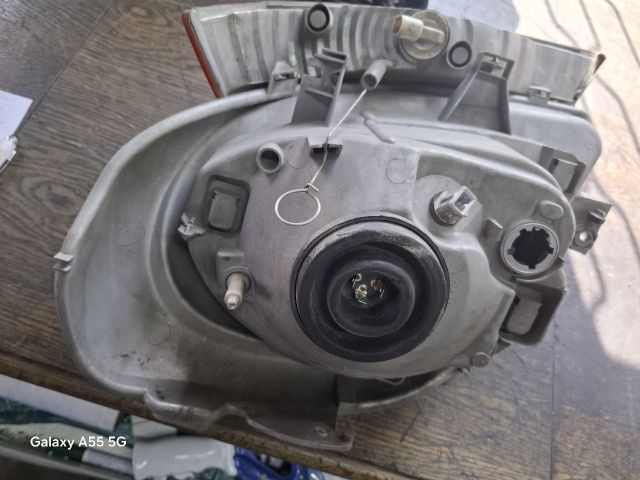 bontott RENAULT TRAFIC Jobb Fényszóró