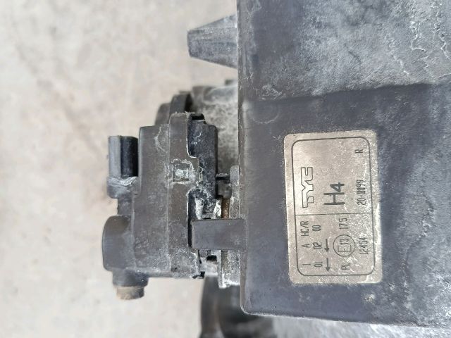 bontott RENAULT TRAFIC Jobb Fényszóró