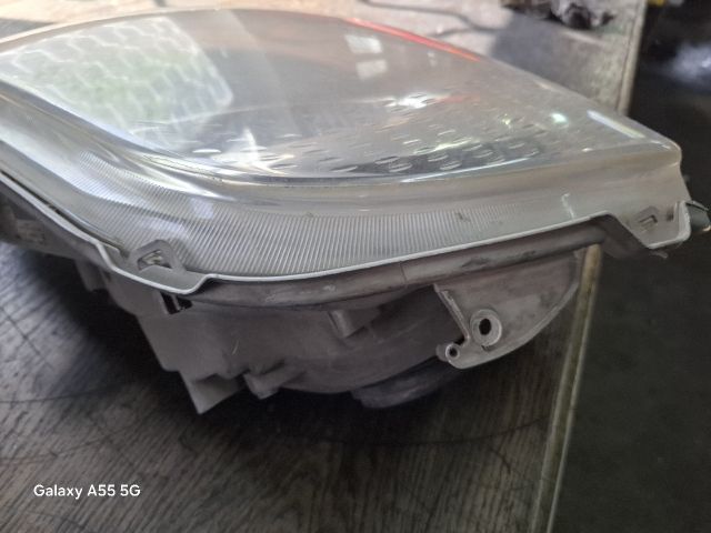 bontott RENAULT TRAFIC Jobb Fényszóró