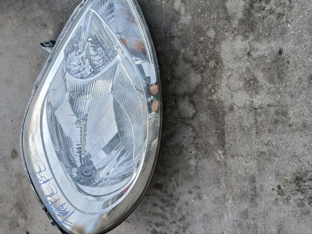 bontott RENAULT TRAFIC Jobb Fényszóró