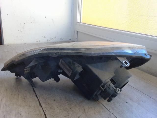 bontott RENAULT TRAFIC Jobb Fényszóró