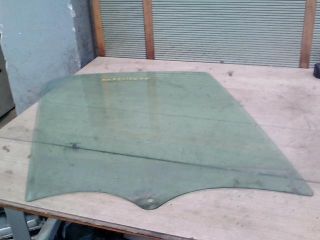 bontott RENAULT TRAFIC Jobb hátsó Ablak