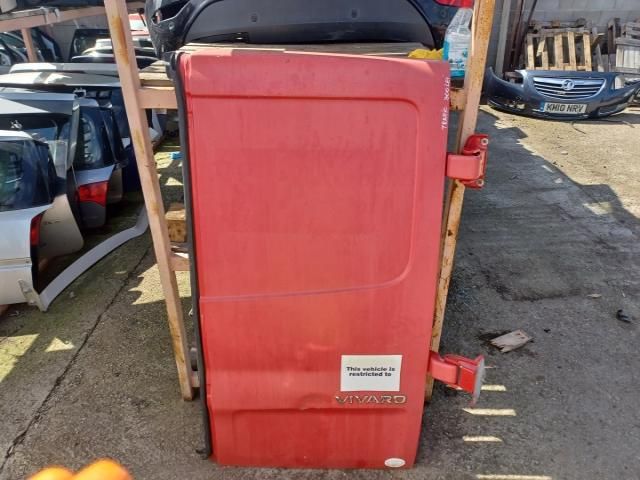 bontott RENAULT TRAFIC Jobb hátsó Ajtó (Üres lemez)