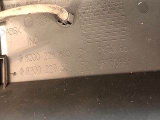 bontott RENAULT TRAFIC Jobb Hátsó Lámpa Bajusz Díszléc