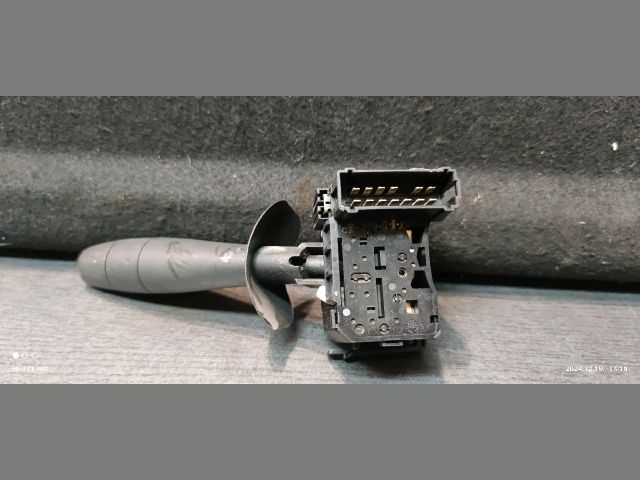 bontott RENAULT TRAFIC Jobb Kormánykapcsoló Ablaktörlő