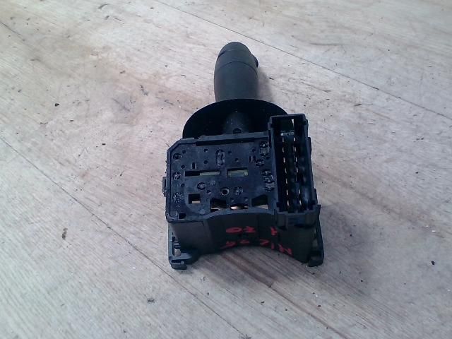 bontott RENAULT TRAFIC Jobb Kormánykapcsoló Ablaktörlő