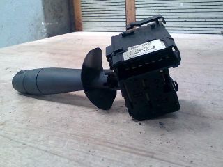 bontott RENAULT TRAFIC Jobb Kormánykapcsoló Ablaktörlő