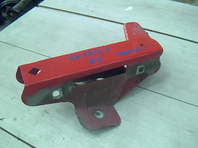 bontott RENAULT TRAFIC Jobb Lökhárító Tartó Nyúlványvég