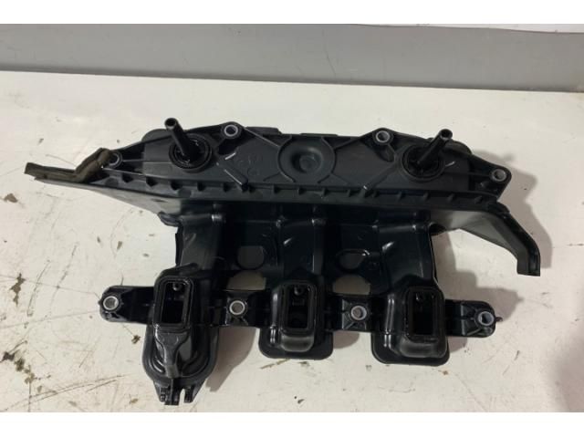 bontott RENAULT TRAFIC Kartergáz Visszavezető Ház