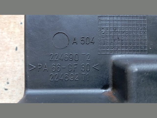 bontott RENAULT TRAFIC Kartergáz Visszavezető Ház