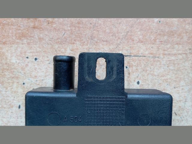 bontott RENAULT TRAFIC Kartergáz Visszavezető Ház