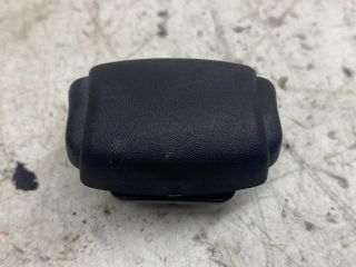 bontott RENAULT TRAFIC Kesztyűtartó Nyitó Kar / Gomb