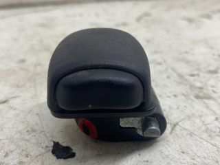 bontott RENAULT TRAFIC Kesztyűtartó Nyitó Kar / Gomb