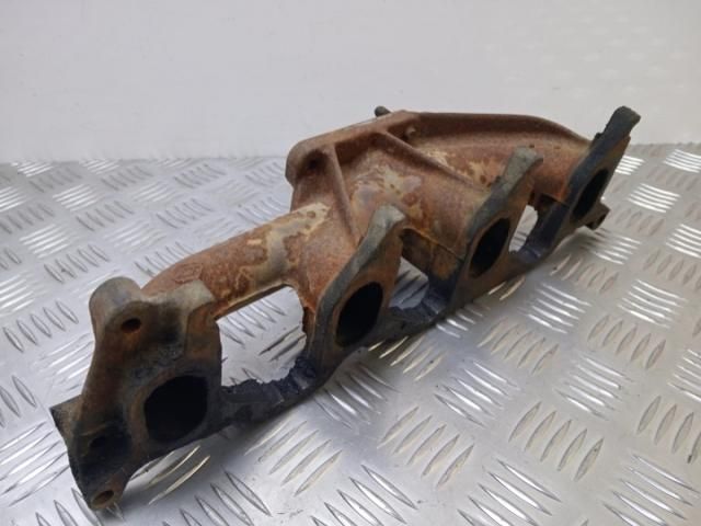 bontott RENAULT TRAFIC Kipufogó Közösítő