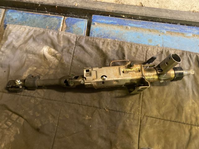 bontott RENAULT TRAFIC Kormányoszlop