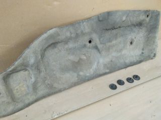 bontott RENAULT TRAFIC Motorháztető Szigetelés