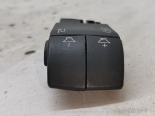 bontott RENAULT TRAFIC Multimédia Vezérlő