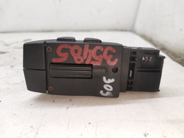 bontott RENAULT TRAFIC Multimédia Vezérlő