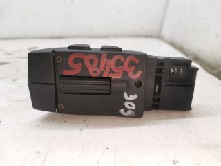 bontott RENAULT TRAFIC Multimédia Vezérlő