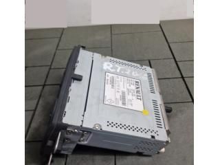 bontott RENAULT TRAFIC Navigációs Fejegység