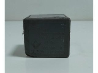 bontott RENAULT TRAFIC Relé