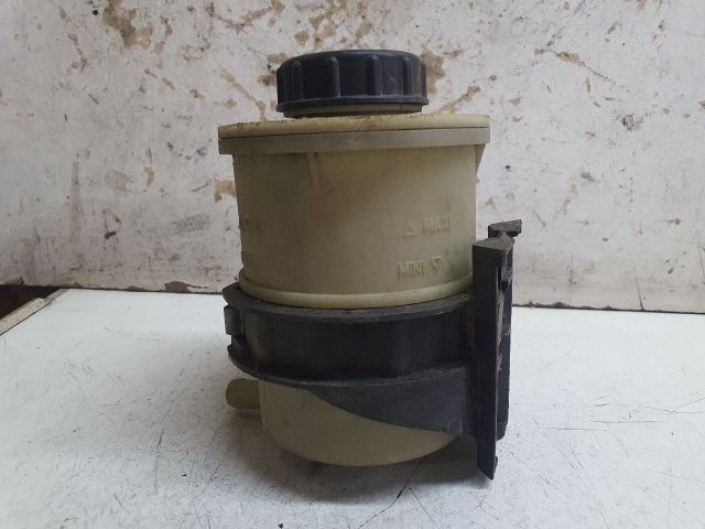 bontott RENAULT TRAFIC Szervóolaj Tartály