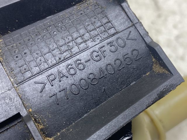 bontott RENAULT TRAFIC Szervóolaj Tartály