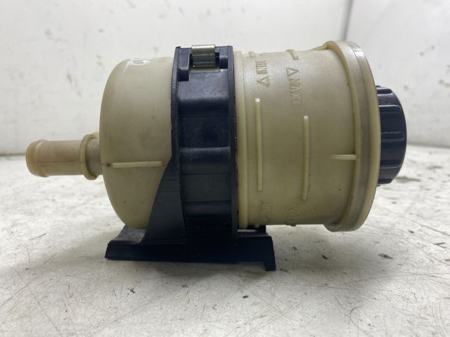 bontott RENAULT TRAFIC Szervóolaj Tartály