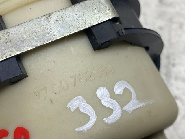 bontott RENAULT TRAFIC Szervóolaj Tartály