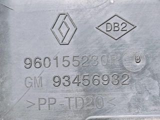 bontott RENAULT TRAFIC Szívás Zaj Csökkentő Doboz