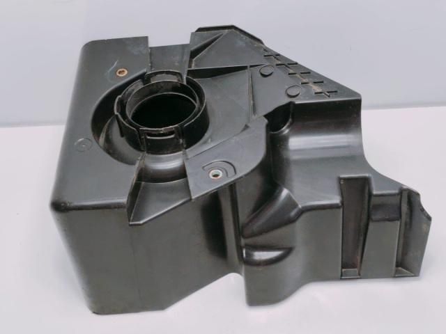 bontott RENAULT TRAFIC Szívás Zaj Csökkentő Doboz