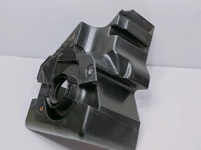 bontott RENAULT TRAFIC Szívás Zaj Csökkentő Doboz