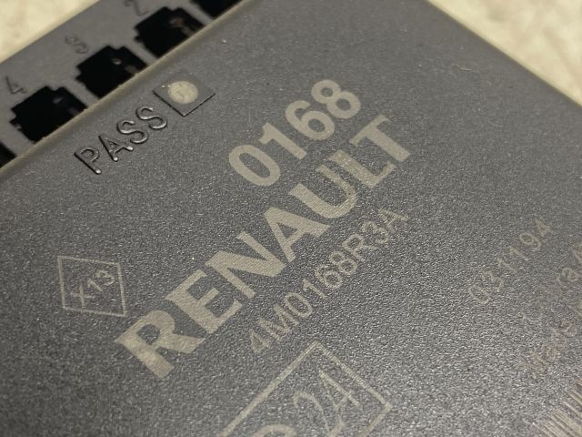 bontott RENAULT TRAFIC Tolatóradar Elektronika