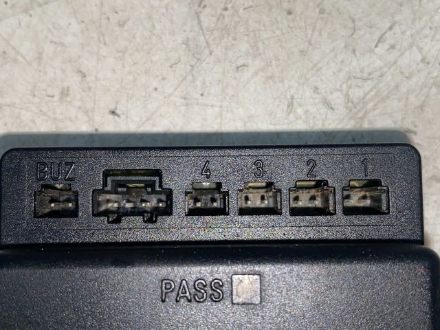 bontott RENAULT TRAFIC Tolatóradar Elektronika