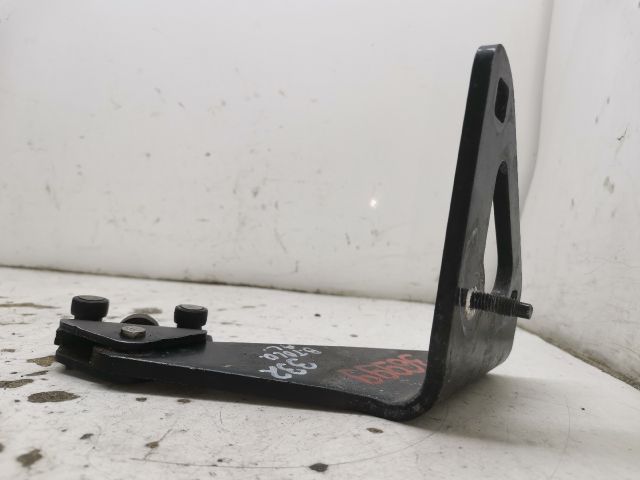 bontott RENAULT TRAFIC Tolóajtó Sín Görgő