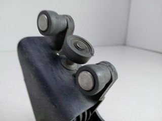 bontott RENAULT TRAFIC Tolóajtó Sín Görgő