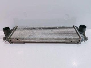 bontott RENAULT TRAFIC Vízhűtő Radiátor Tartó