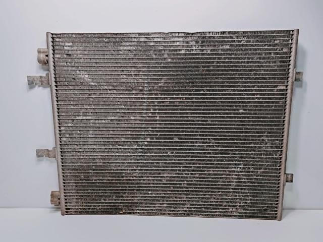 bontott RENAULT TRAFIC Vízhűtő Radiátor Tartó