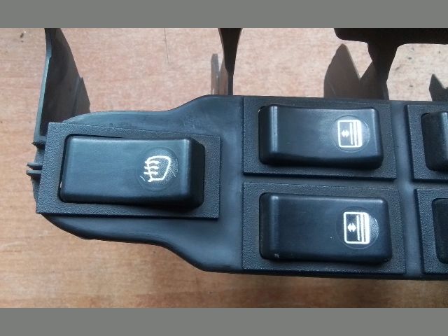 bontott RENAULT TRUCKS Magnum Bal első Ablakemelő Kapcsoló