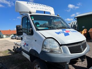 bontott RENAULT TRUCKS MASCOTT Hűtőrács