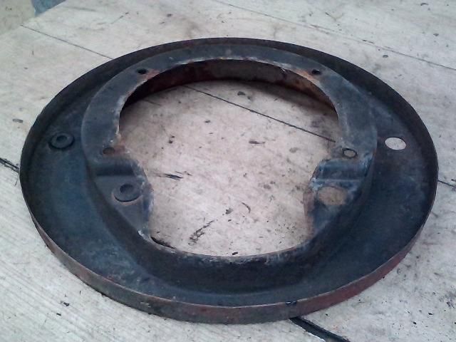 bontott RENAULT TRUCKS Midliner Bal hátsó Fék Porvédő Lemez