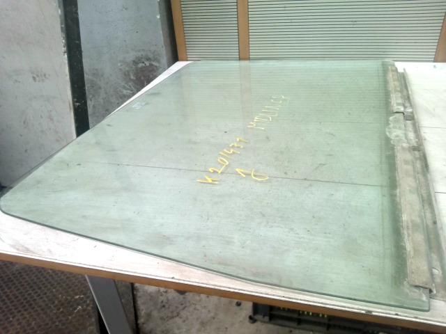 bontott RENAULT TRUCKS Midliner Jobb első Ablak