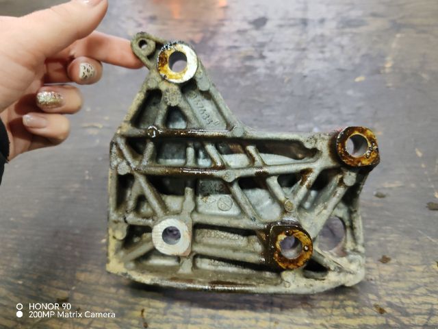 bontott RENAULT TWINGO I Generátor Tartó Bak