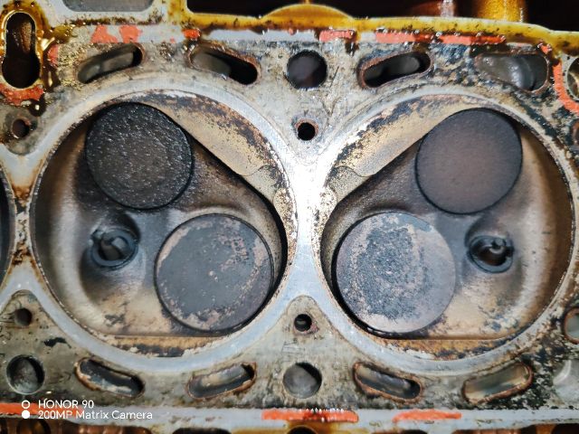 bontott RENAULT TWINGO I Hengerfej