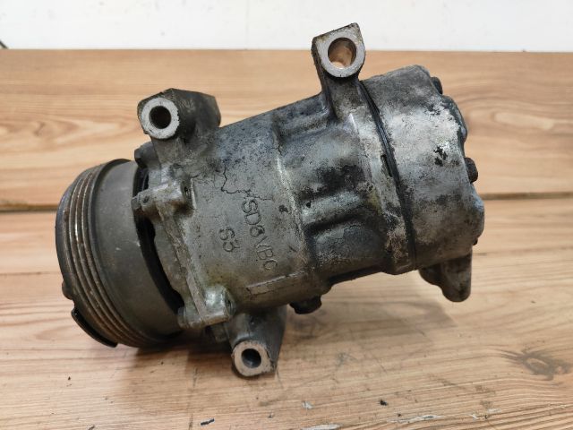 bontott RENAULT TWINGO I Klímakompresszor