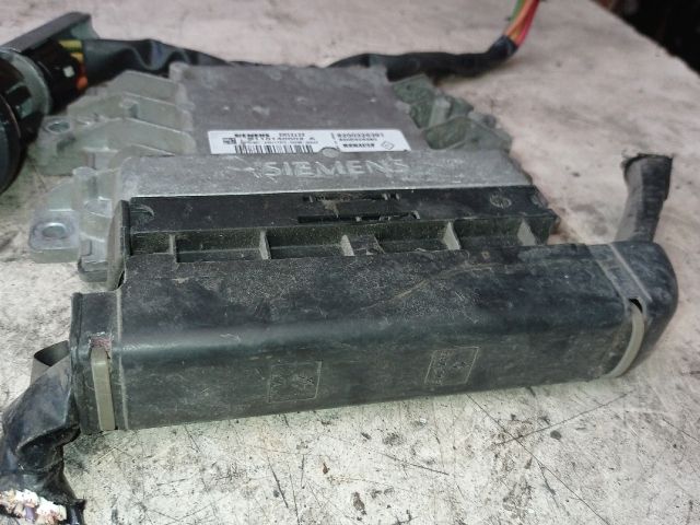 bontott RENAULT TWINGO I Motorvezérlő