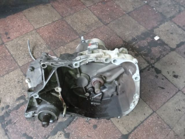 bontott RENAULT TWINGO I Váltó (Mechanikus)
