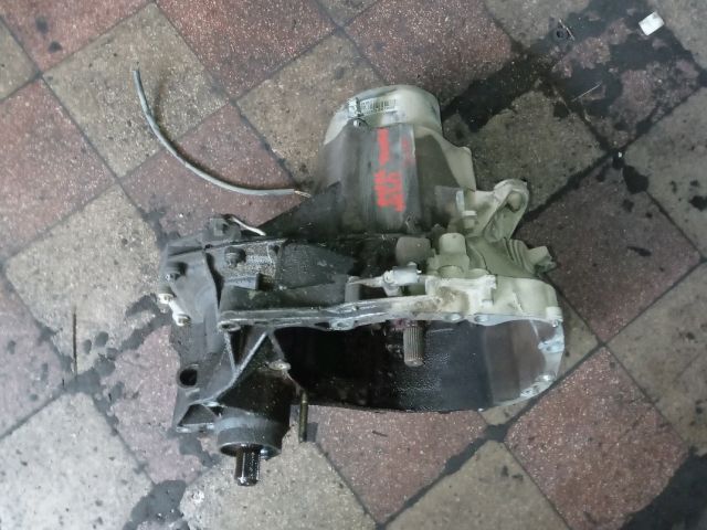 bontott RENAULT TWINGO I Váltó (Mechanikus)