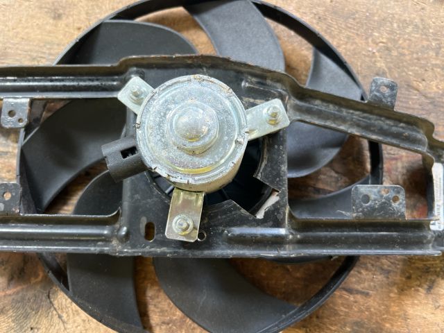 bontott RENAULT TWINGO I Hűtőventilátor